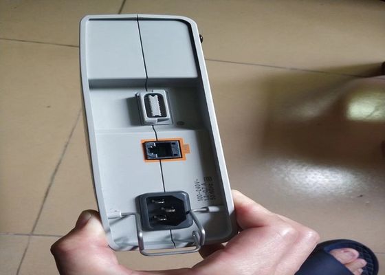 PHLIP M8023A 医療機器部品 電源アダプタ 100V 240V 50HZ 60HZ
