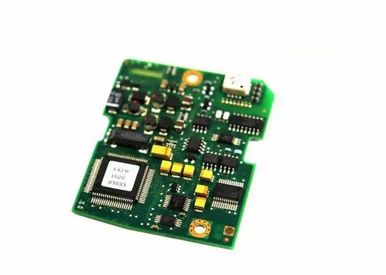 主板のスペアパーツを備えた使用済み患者モニター